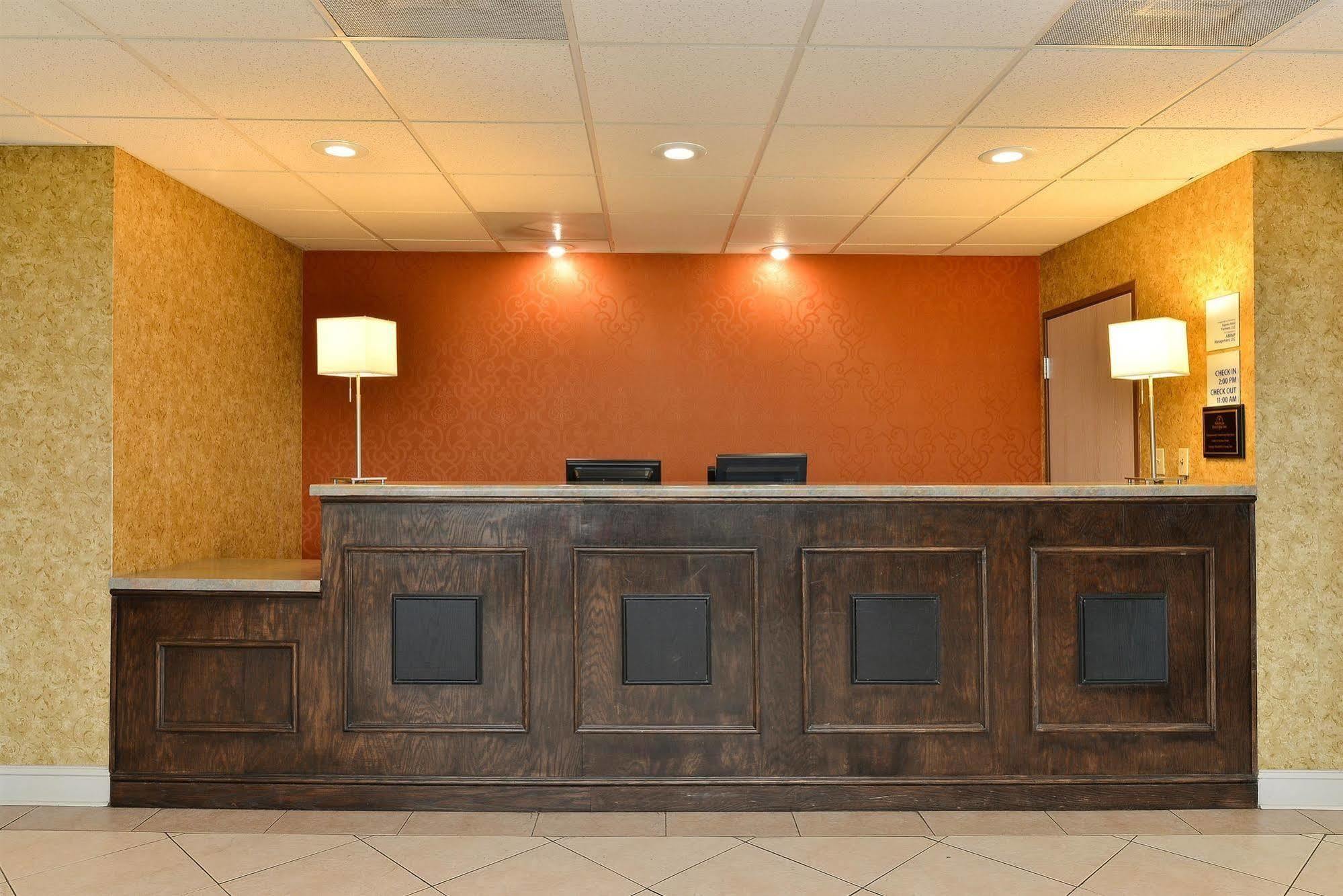 Americas Best Value West Point Exterior photo