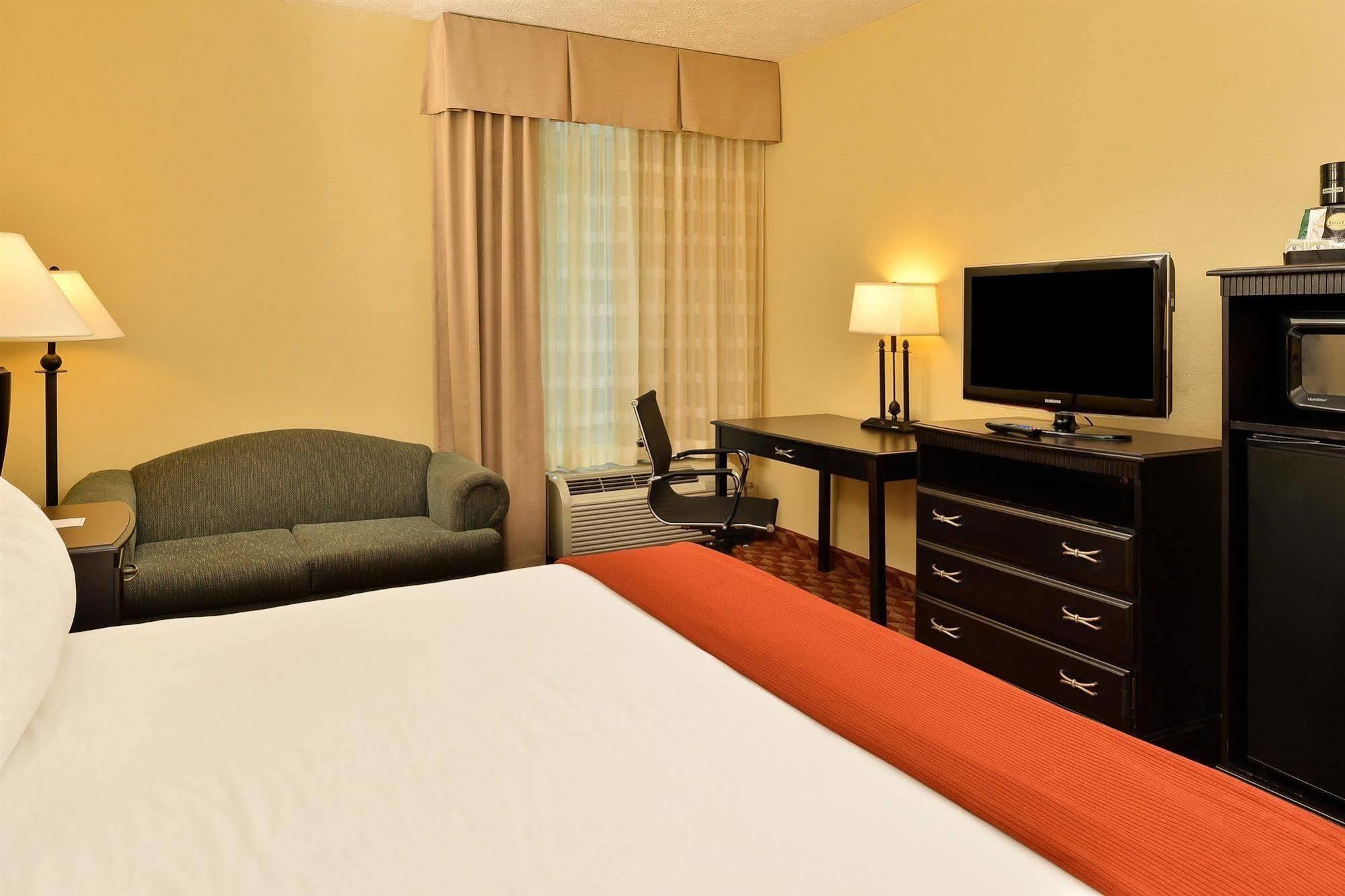 Americas Best Value West Point Exterior photo
