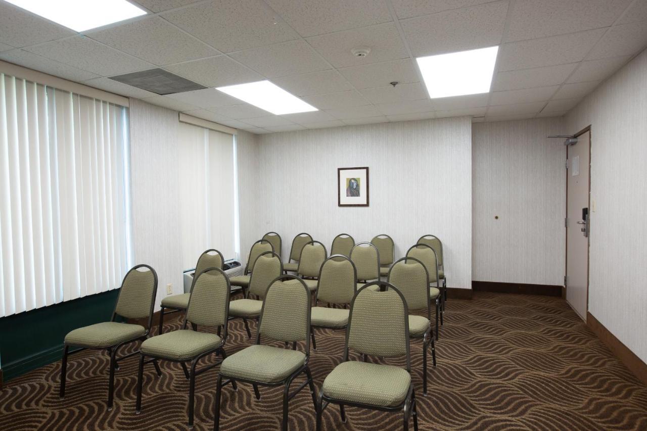 Americas Best Value West Point Exterior photo